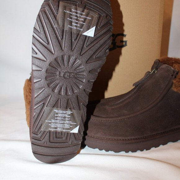 NIB UGG WOMEN'S FUNKARRA ZIP FRONT SHEARLING CUFF SUEDE ANKLE BOOTS - Picture 7 of 7